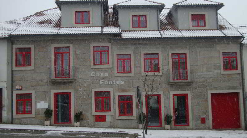 Guest house Casa Fontes 3*